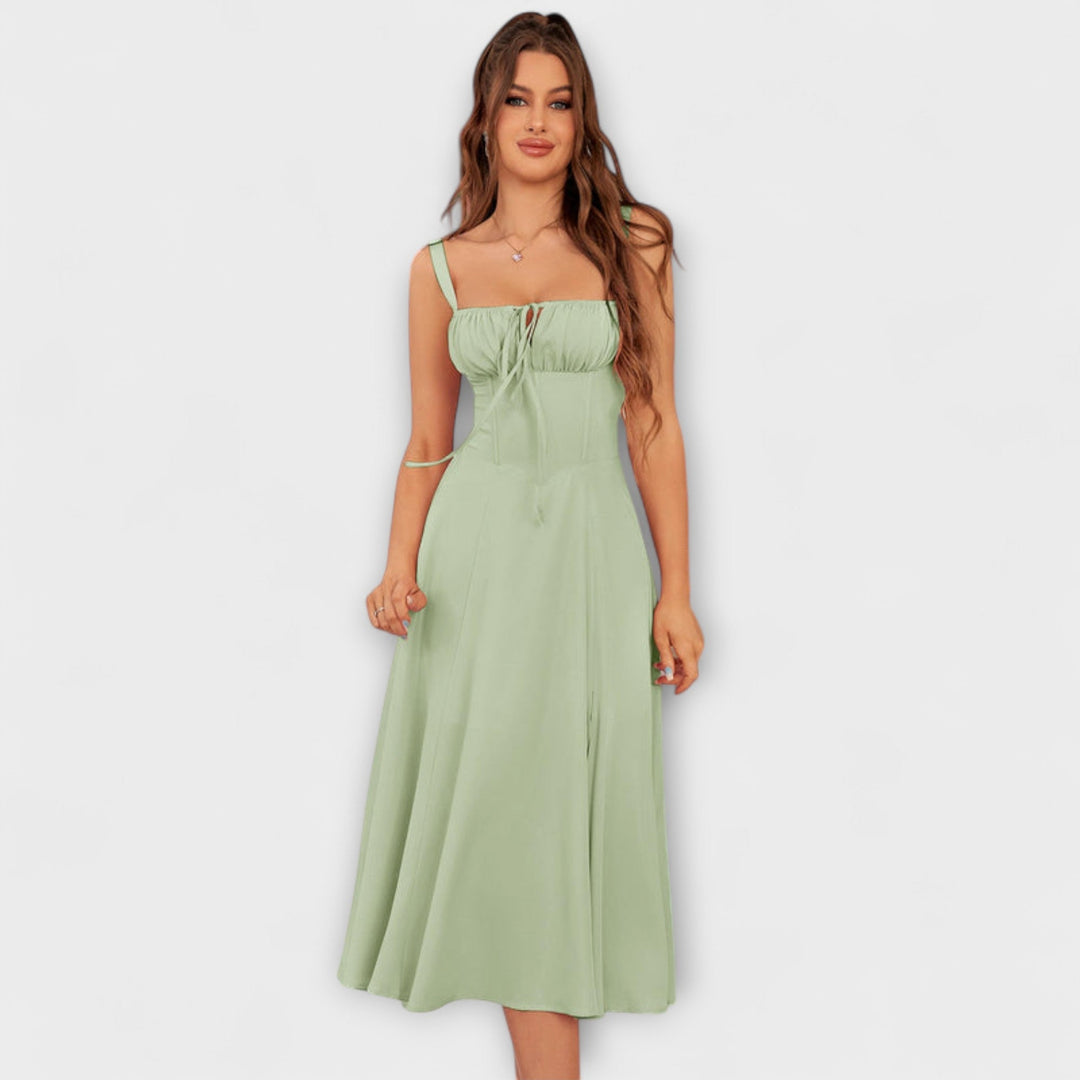 Viltis - Šaty s volánmi a rozparkom