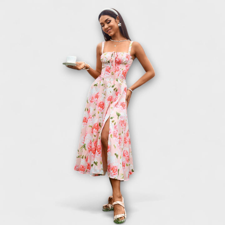 Viltis - Šaty s volánmi a rozparkom