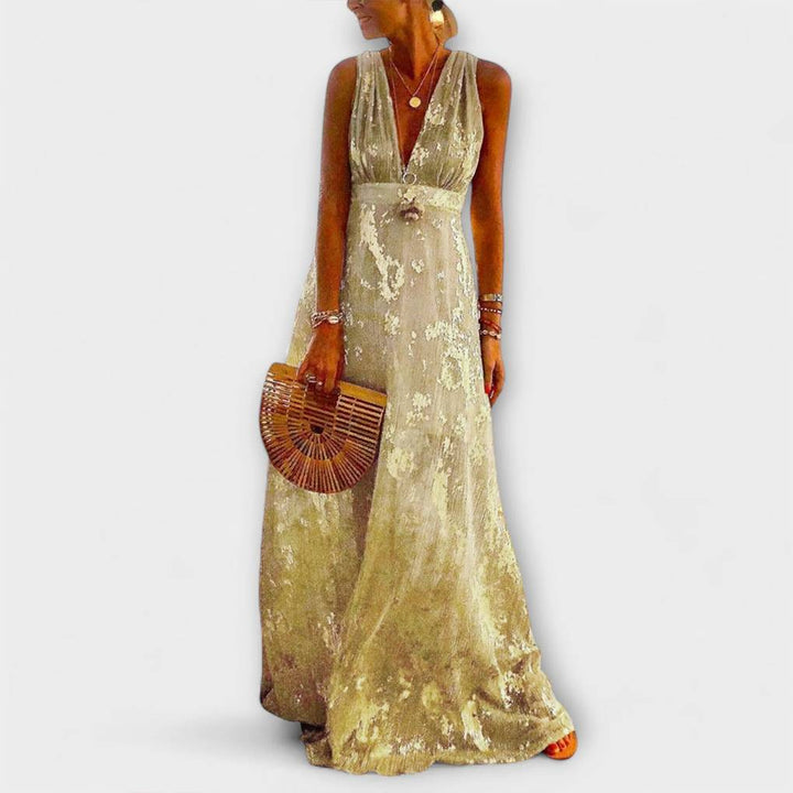 Šaty s výstrihom do V a detailmi z trblietok