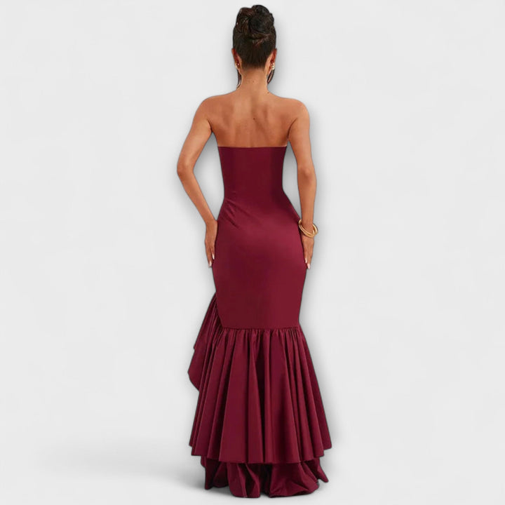 Zuri - Off-Shoulder Slim Fit Maxi šaty s asymetrickým lemom