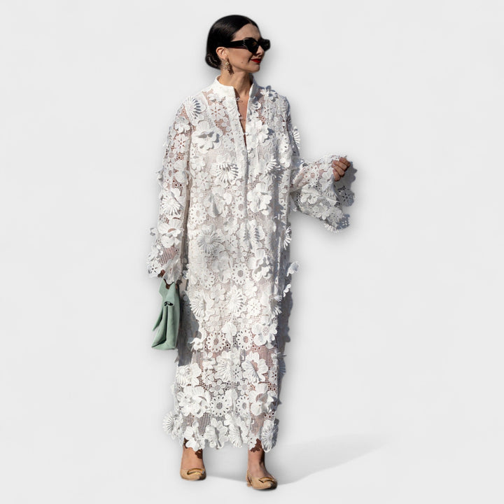 Yelira - Štýlové Biele Čipkované Šaty